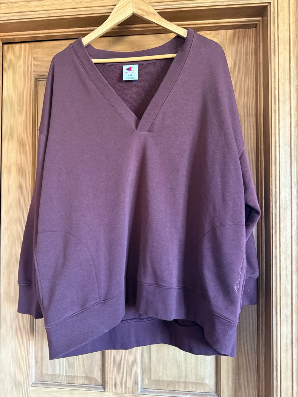 Champion Women's V-Neck Sweater - Plum
